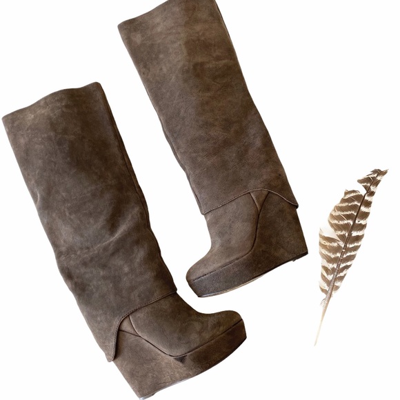 Elizabeth + James ❉ Knee High Platform Tall Boots ❉ Brown Nubuck Leather Suede ❉ - Picture 6 of 15
